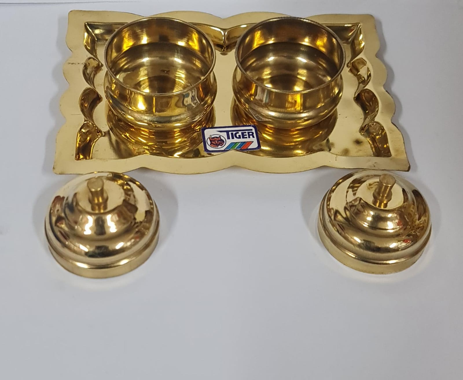 HALDI KUMKUM HOLDER/RETURN GIFTS