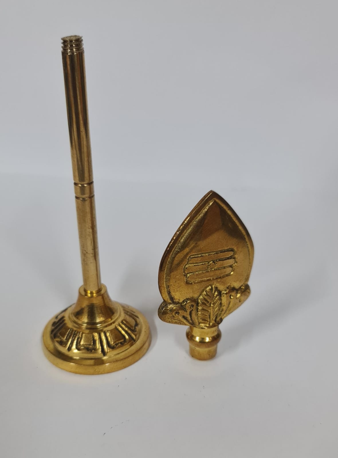 Solid Brass Vel With Base - Medium - 10.5CM (H)