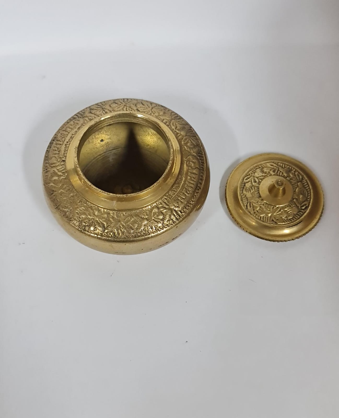 BRASS KUMKUM BOX