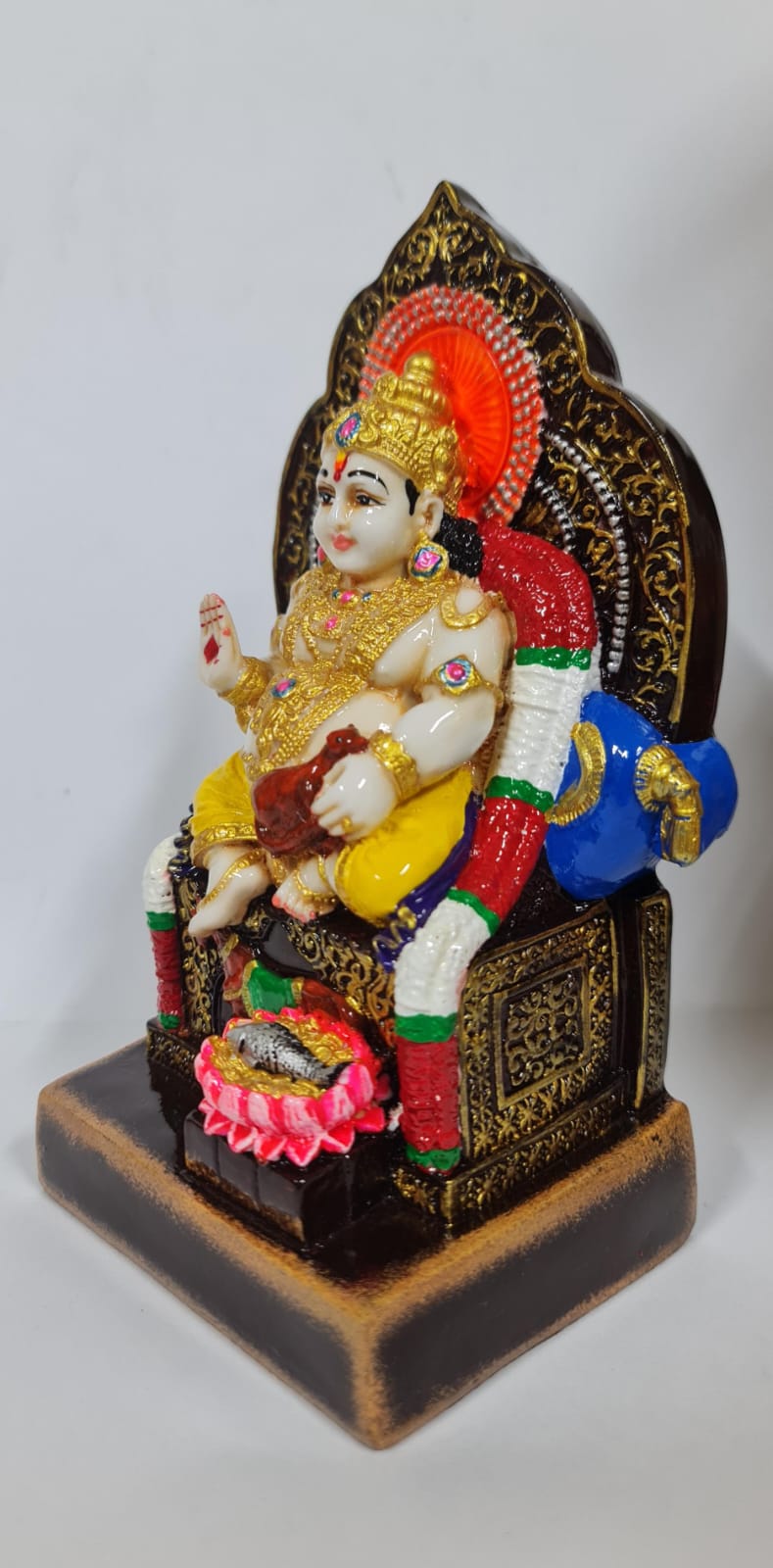 Lord Kuber Statue for Wealth, Glory, Home, Shop, Workplace Business kubera Idol