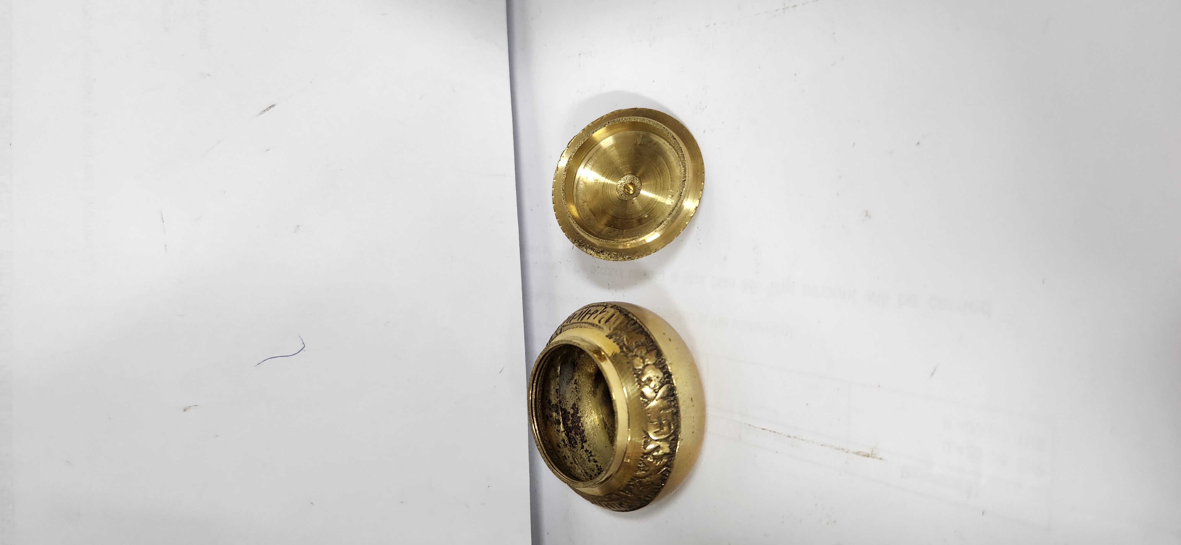 BRASS KUM KUM CONTAINER - HEIGHT 3 CM