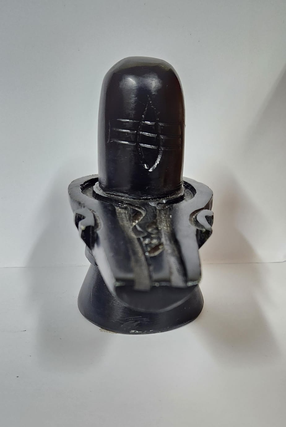 BLACK STONE SHIVLING (M) - H 10.4 cm