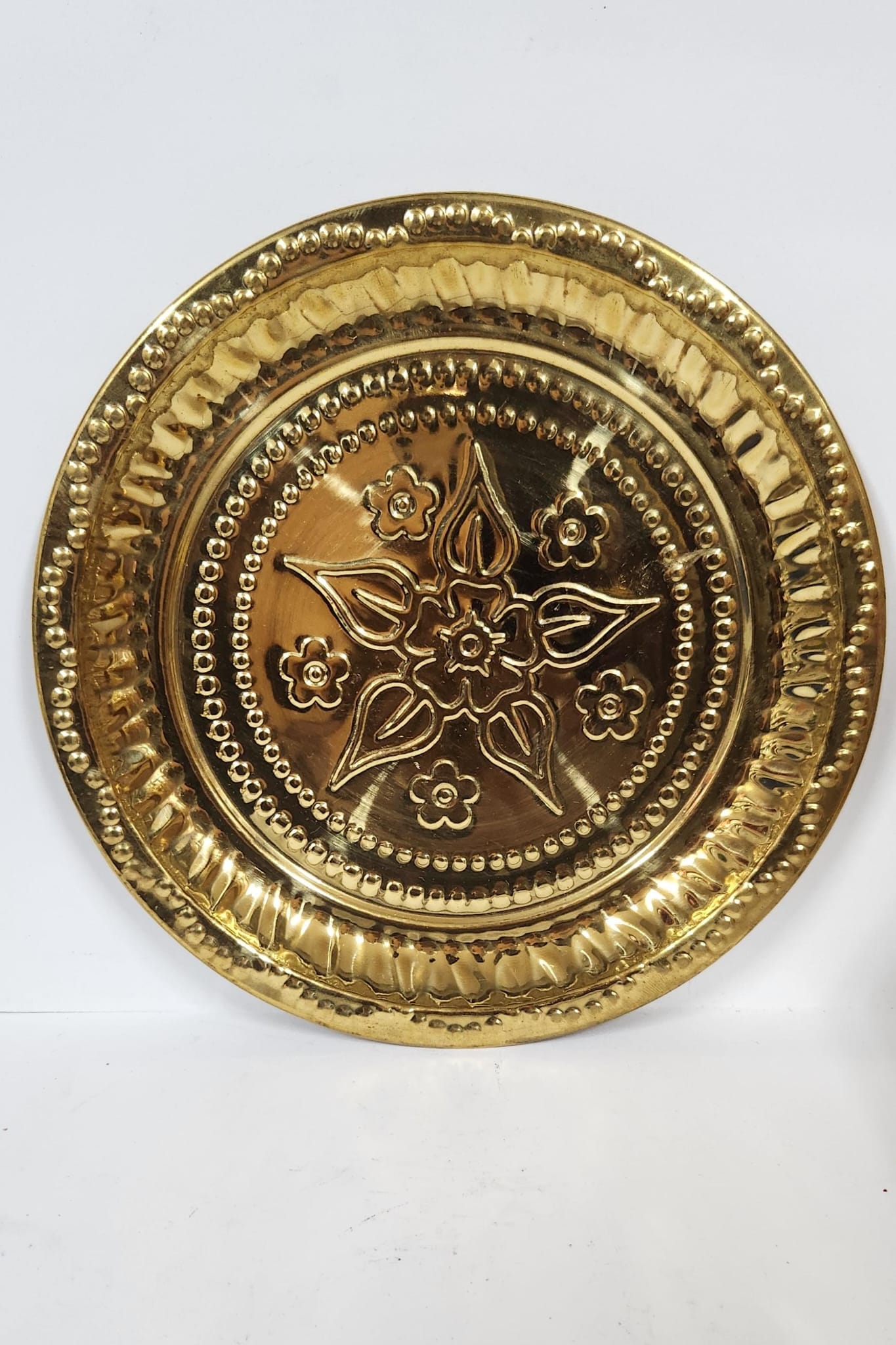 BRASS FLOWER PUJA THALI (S) -  10.8 cm