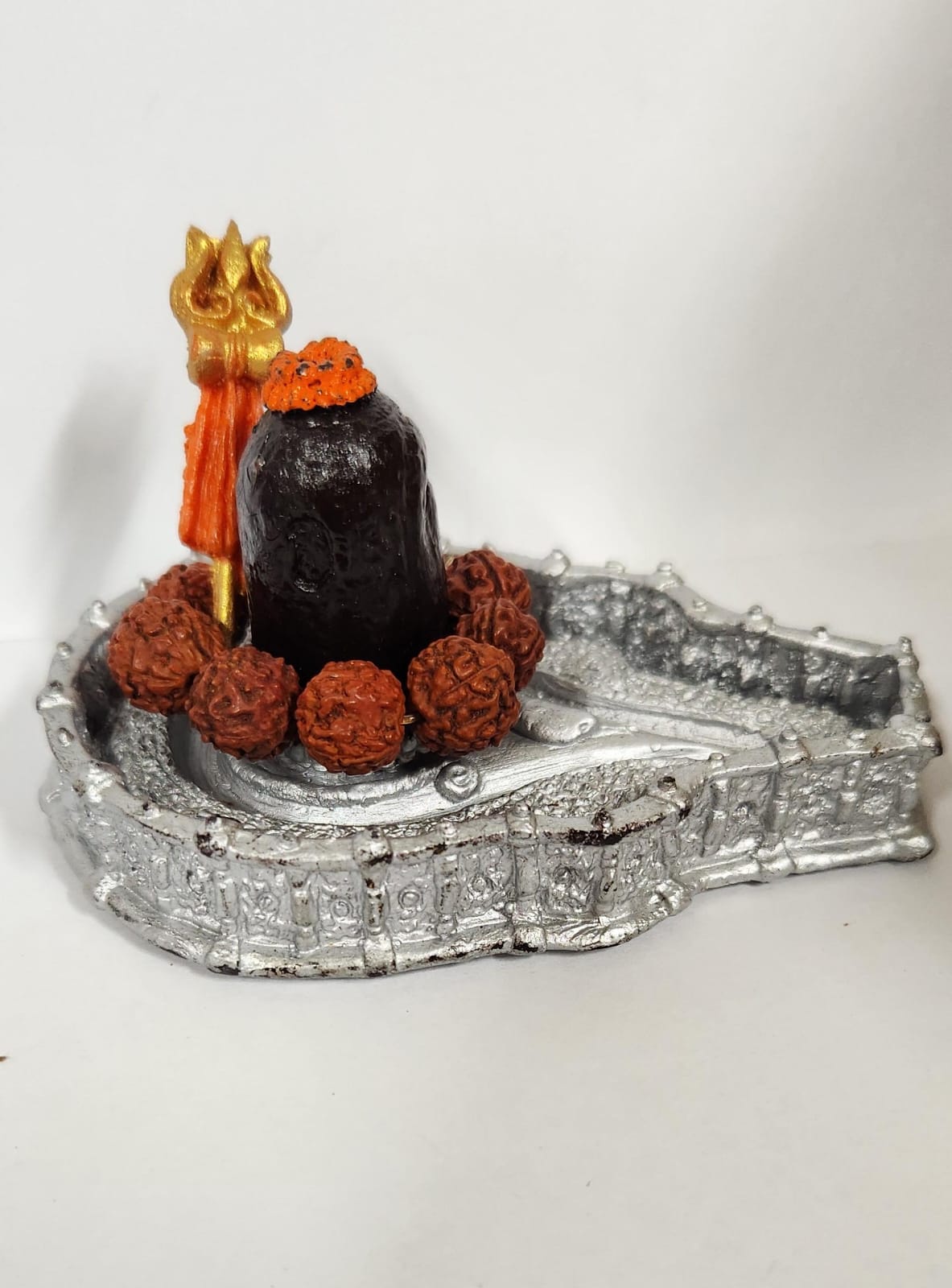 POLY RESIN SHIVLING (M) - H 6CM