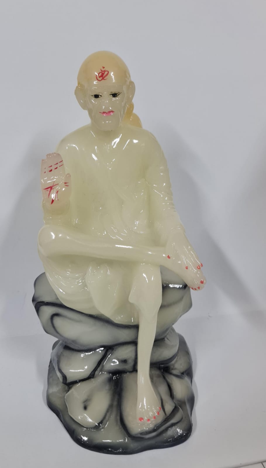 SAIBABA STATUE - Size (L) - Height 20.3 cm